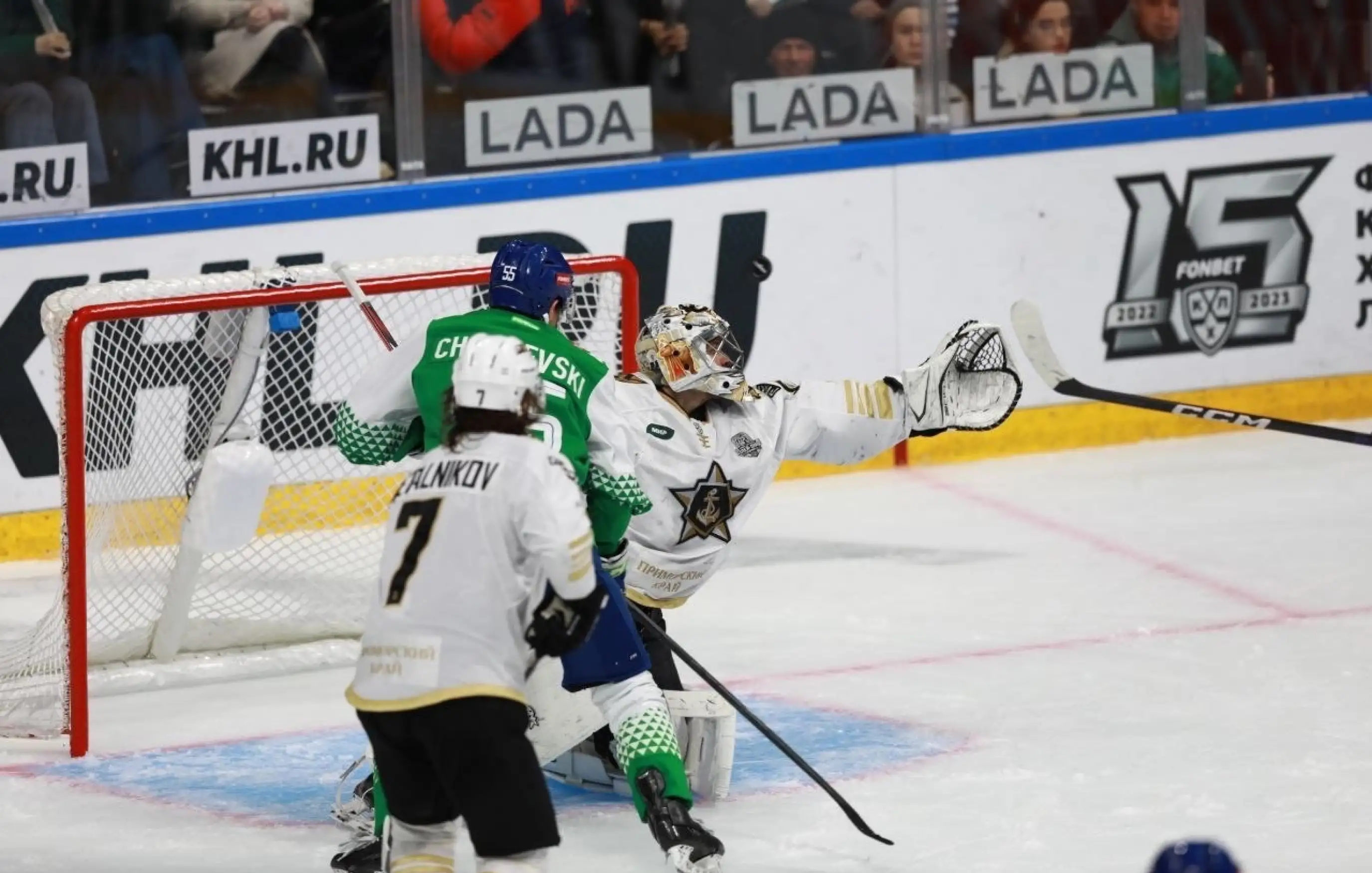 В первом матче Кубка Гагарина «Адмирал» обыграл «Салават Юлаев»