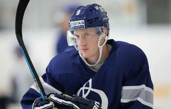 Дмитрий Кагарлицкий продолжит карьеру в «Ак Барсе»