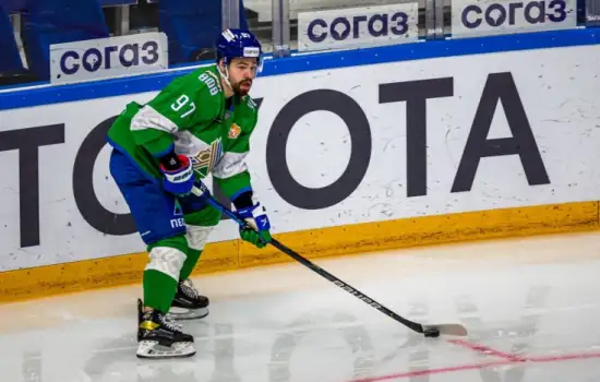 Антипин подписал контракт с «Трактором»