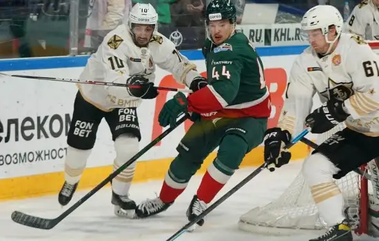 «Ак Барс» по буллитам обыграл «Адмирал»