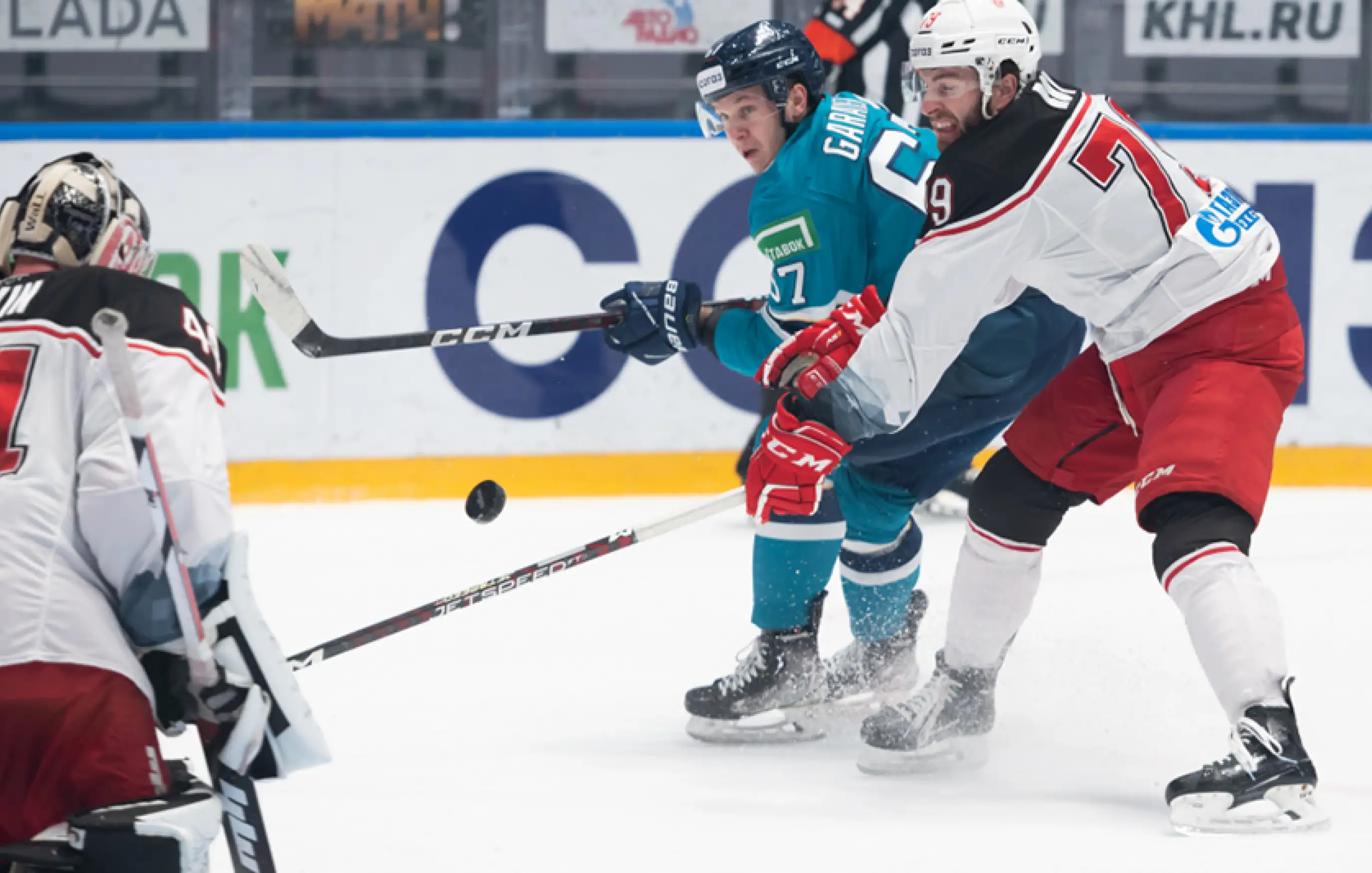 «Витязь» переиграл на выезде ХК «Сочи»