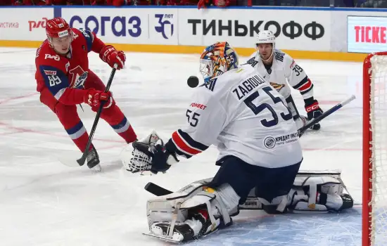 Кубок Гагарина разыграют «Металлург» и «Локомотив»