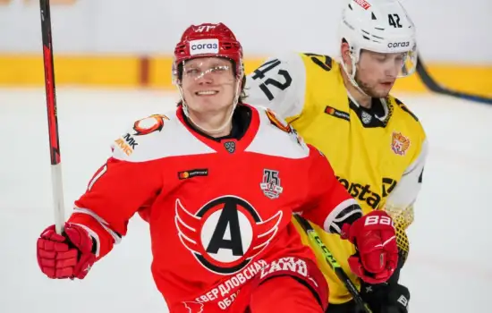 «Автомобилист» на своем льду обыграл «Северсталь»