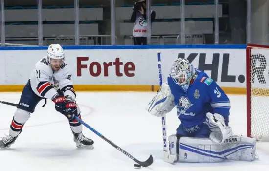 Хет-трик Зернова принес «Металлургу» победу над «Барысом»