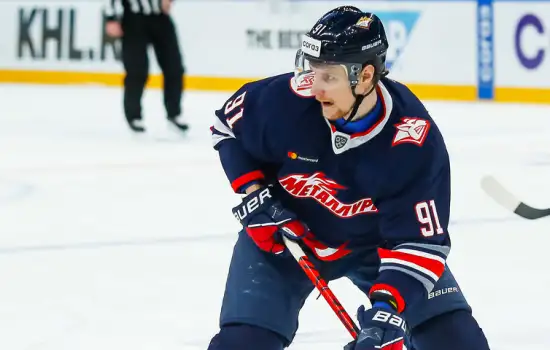 «Металлург» продлил контракт с Карповым