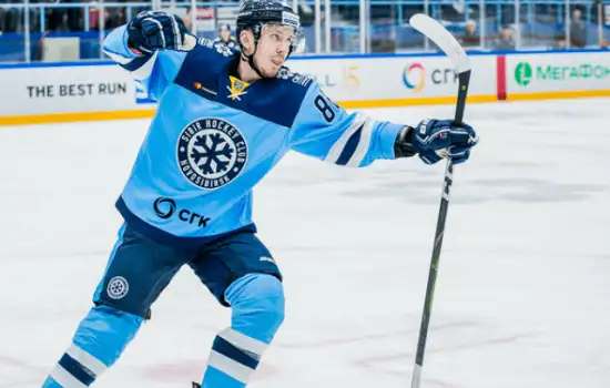 Покер Шарова принес «Сибири» победу над «Витязем»